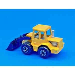 Majorette Tracto Front Loader HO Scale 1:87 Diecast Construction Vehicle Vintage